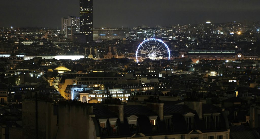 dmitrii-eliuseev-ceJ5JFHaYb4-unsplash